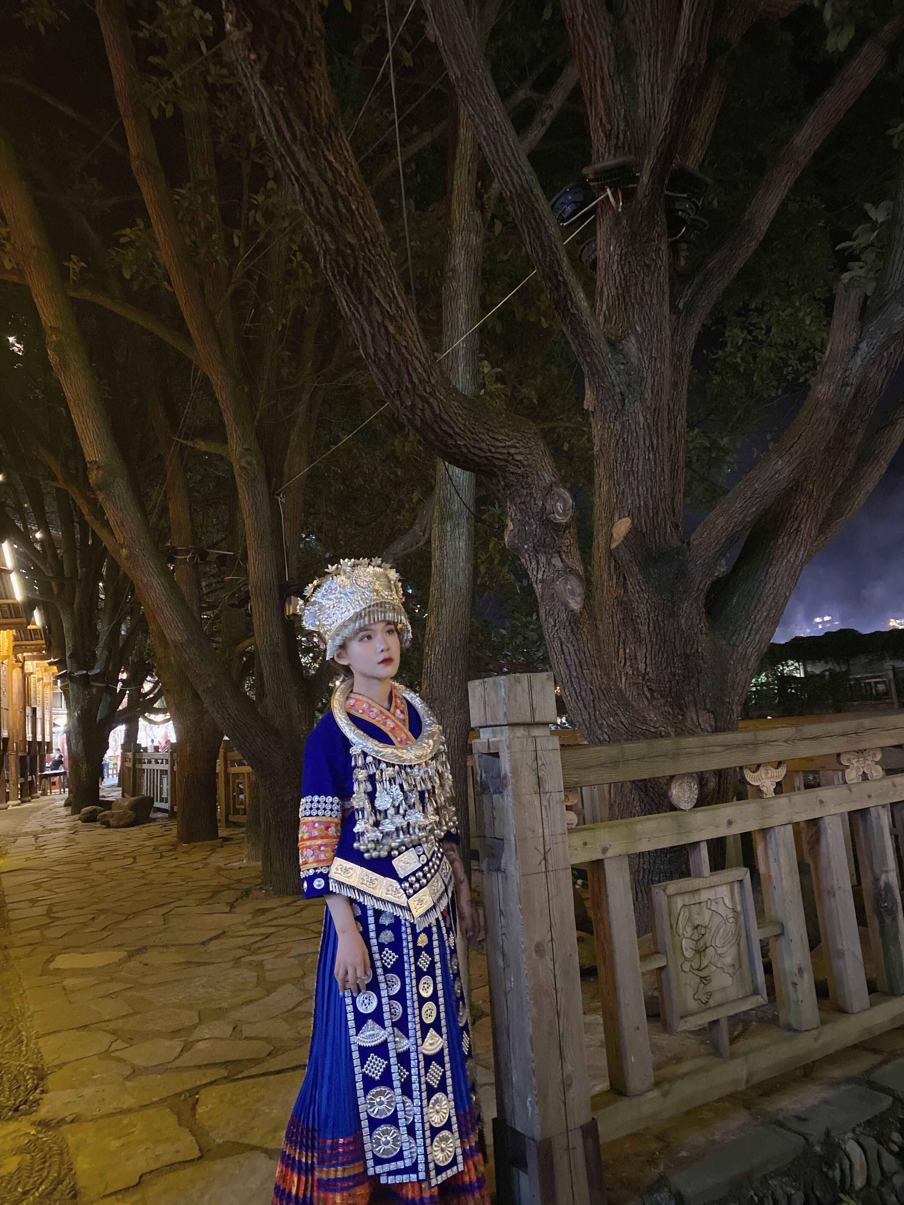 纯天然绿色美女，来自贵州少数民族的清新味道