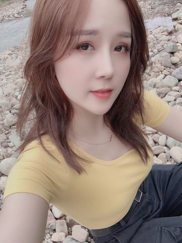 刚下水的疯丫头，极妩媚极风sao，大波手感很棒，性价不错